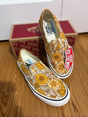 NWT Vans Slip-On Floral Canvas Sneakers - Yellow Orange White